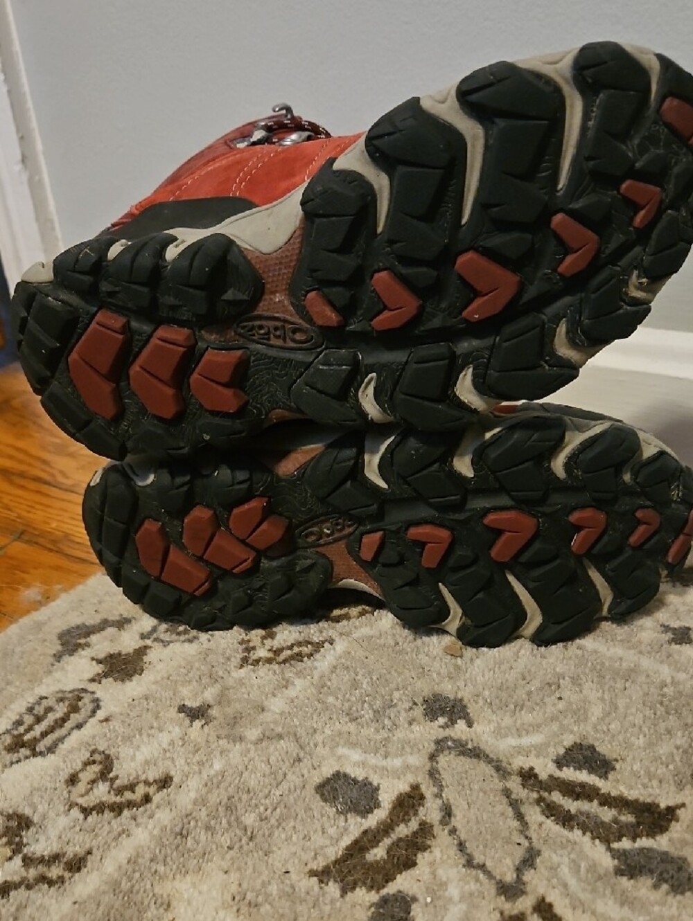 Oboz  Lace-Up Hiking Boots with Rugged Toe - Picture 2 of 8
